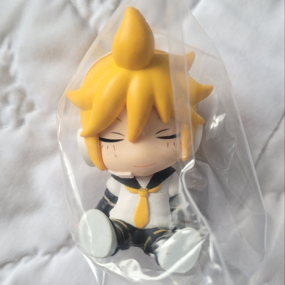 2/$20 🍀 Hatsune Miku: Twinchees Lil' Sleepers Kagamine Len Figure